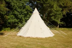 Blue Moose tipitelt glamping 500 x 500 cm