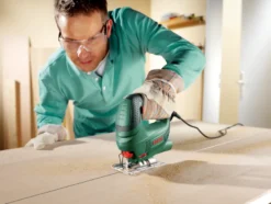 Bosch PST 670 stiksav m/klinger og splintskærme 500 W