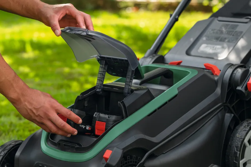Bosch Rotak 18V-43 akku plæneklipper