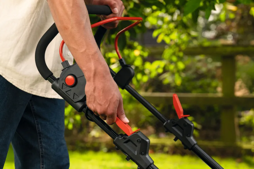 Bosch Rotak 18V-43 akku plæneklipper