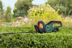 Bosch UniversalHedgeCut 18-55 hækkeklipper 2 x 18 V