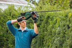 Bosch UniversalHedgeCut 18-55 hækkeklipper 2 x 18 V