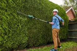 Bosch UniversalHedgePole 18 hækkeklipper m/teleskop