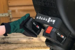Bosch UniversalShredder 2x18V-25 kompostkværn 4,0 Ah