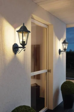 Eglo Navedo væglampe opadvendt sort/sølv 47,5 cm