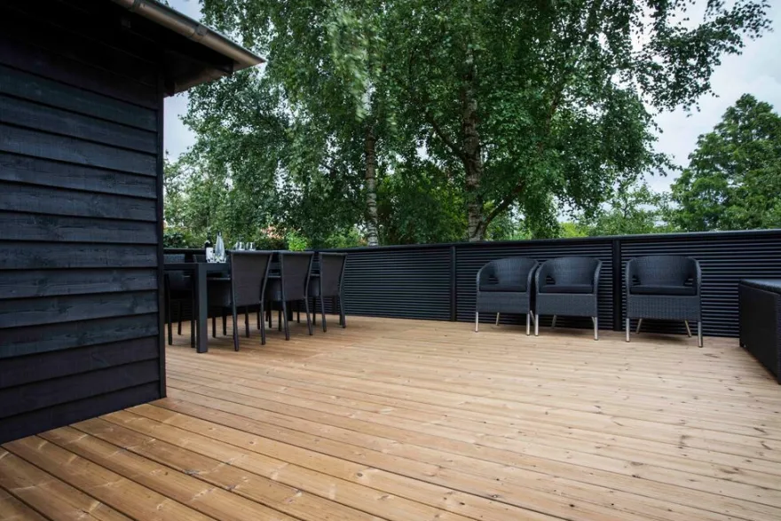 Terrassebrædder R3 termofyr 25 x 115 mm x 3,6 meter