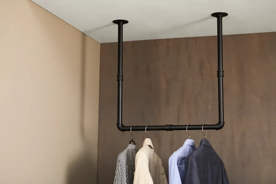 Tøjstativ til væg/loft Ø25 mm sort
