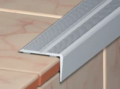 Trappeprofil alu 26 x 42 x 900 mm